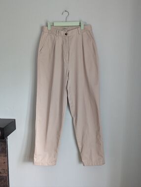 L.L. Bean Original Fit Women's 10 Tall Khakis Pleat Pants High Waist Tapered